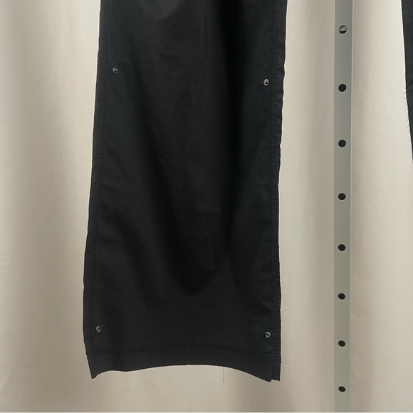 Fila Large Matte Black Drawstring Hiking Pants Roll Up Convertible Outdoor Camp - Picture 3 of 10